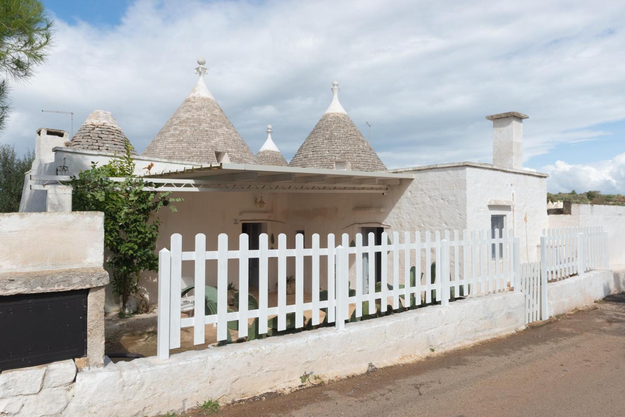 Trullo Da Nonno Marco Villa Cisternino Exterior photo