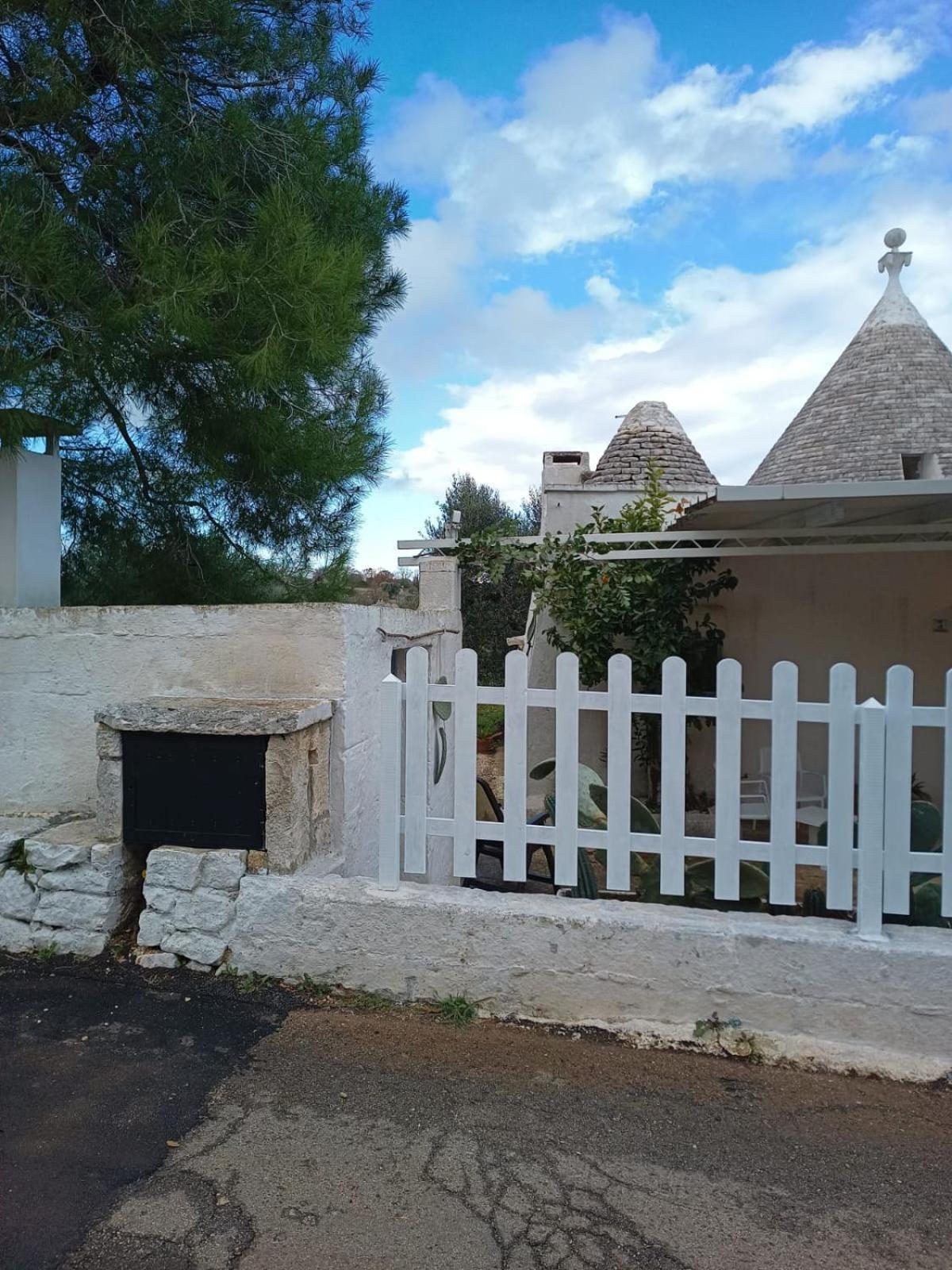 Trullo Da Nonno Marco Villa Cisternino Exterior photo